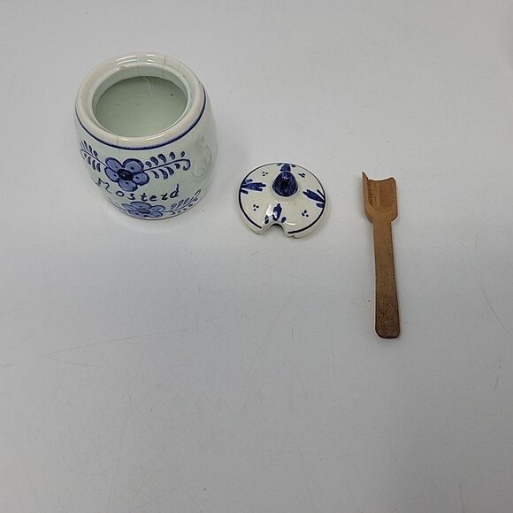 Vintage Delft Holland Salt & Pepper Shakers Blue /White Tray Set Mustard Jar - Picture 7 of 14